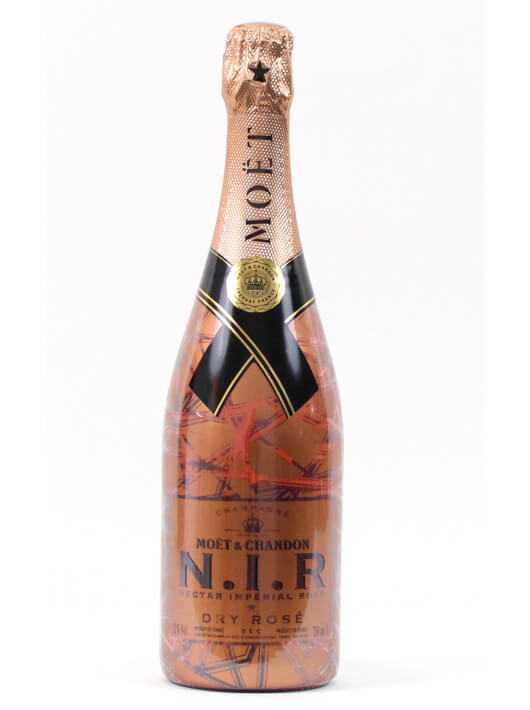 Moët & Chandon N.I.R Nectar Impérial rosé "LED" Limited Edition - 75 cl Moët & Chandon N.I.R Nectar Impérial rosé "LED" Limited Edition - 75 cl