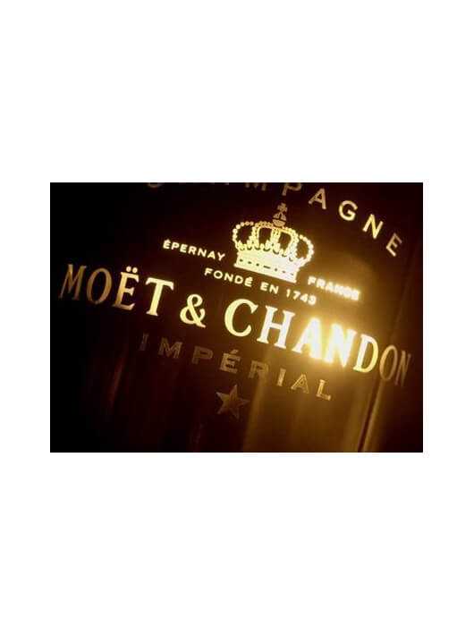 Moët & Chandon BRIGHT NIGHT "LED" LIMITED EDITION MAGNUM - 150 cl Moët & Chandon BRIGHT NIGHT "LED" LIMITED EDITION MAGNUM - 150 cl