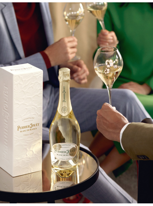 Perrier-jouët Set 2 gläser 28.5 cl & 1 Giftbox Blanc de blancs - 75 cl Perrier-jouët Set 2 gläser 28.5 cl & 1 Giftbox Blanc de blancs - 75 cl