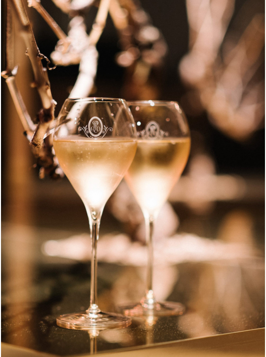 Cristal Louis Roederer SET 2 GLÄSER + 1 GESCHENKBOX VINTAGE 2015 blanc - 75 cl Cristal Louis Roederer SET 2 GLÄSER + 1 GESCHENKBOX VINTAGE 2015 blanc - 75 cl