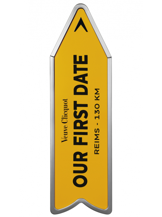 Veuve Clicquot Métal Giftbox Personnalisé "ARROW" Brut Carte Jaune - 75 cl Veuve Clicquot Métal Giftbox Personnalisé "ARROW" Brut Carte Jaune - 75 cl