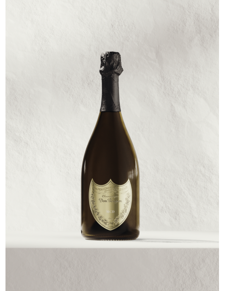 Dom Pérignon Personalised metal bottle shield - 3 letters maximum Dom Pérignon Personalised metal bottle shield - 3 letters maximum