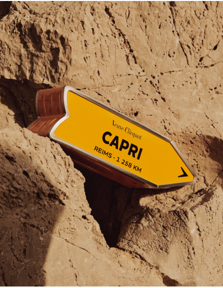 Veuve Clicquot Personalised "ARROW" Metal Giftbox Yellow Label Brut - 75 cl Veuve Clicquot Personalised "ARROW" Metal Giftbox Yellow Label Brut - 75 cl