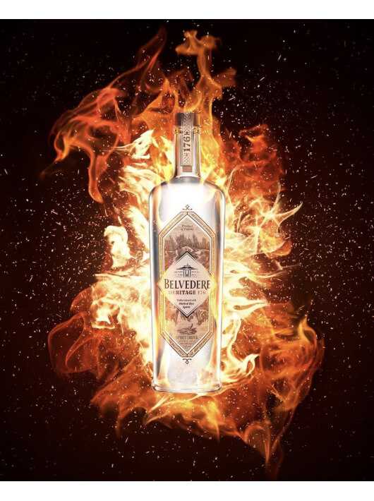 Belvedere Vodka Set 2 gläser & Heritage 176 - 40% - 70 CL Belvedere Vodka Set 2 gläser & Heritage 176 - 40% - 70 CL