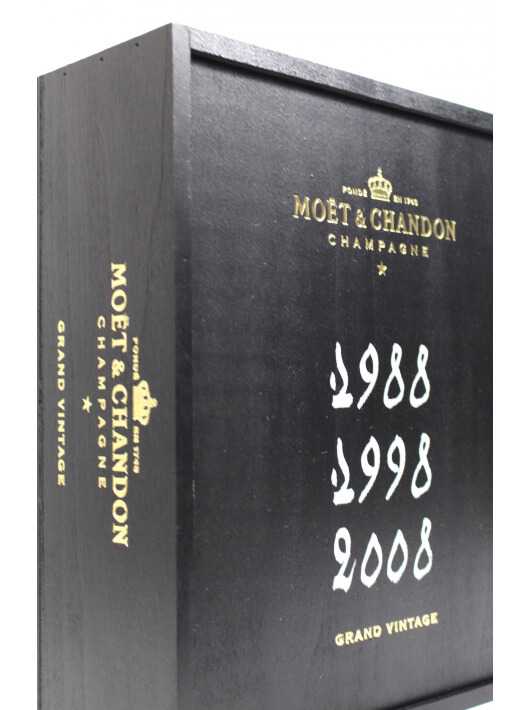 Moët & Chandon 3 bouteilles Grand Vintage 1988, 1998 & 2008 - 3 x 75 cl Moët & Chandon 3 bouteilles Grand Vintage 1988, 1998 & 2008 - 3 x 75 cl