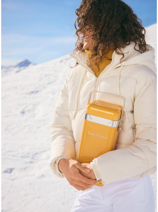 Veuve Clicquot Metal Cooler Giftbox Yellow card brut - 75 cl Veuve Clicquot Metal Cooler Giftbox Yellow card brut - 75 cl