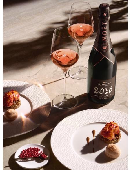 Moët & Chandon Grand Vintage 2016 Rosé - 75 cl Moët & Chandon Grand Vintage 2016 Rosé - 75 cl