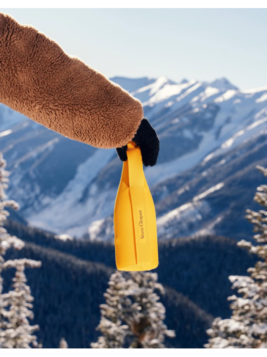 Veuve Clicquot "PERSONALIZE ME" Brut Yellow Label Ice Jacket - 75 cl Veuve Clicquot "PERSONALIZE ME" Brut Yellow Label Ice Jacket - 75 cl