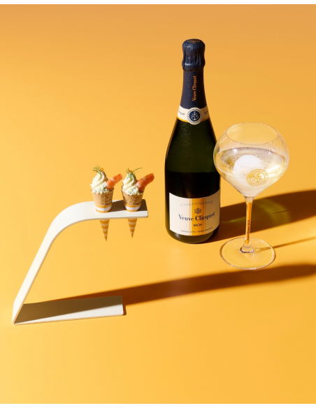 Veuve Clicquot Set 2 Glasses & Rich brut ice - 75 cl Veuve Clicquot Set 2 Glasses & Rich brut ice - 75 cl