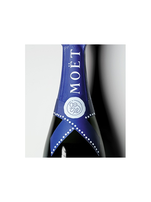 Moët & Chandon X PHARRELL WILLIAMS "MIDNIGHT BLUE" Giftbox Brut Impérial - 75 cl Moët & Chandon X PHARRELL WILLIAMS "MIDNIGHT BLUE" Giftbox Brut Impérial - 75 cl