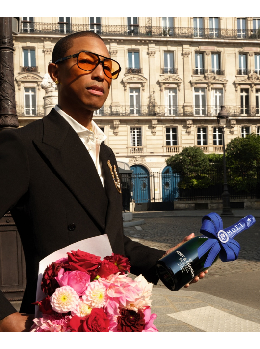Moët & Chandon X PHARRELL WILLIAMS Magnum Brut Wooden Box - 150 cl Moët & Chandon X PHARRELL WILLIAMS Magnum Brut Wooden Box - 150 cl