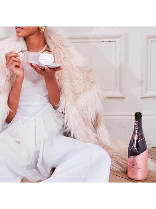 Moët & Chandon Impérial Rosé LIMITED EDITION Signature - 75 cl Moët & Chandon Impérial Rosé LIMITED EDITION Signature - 75 cl