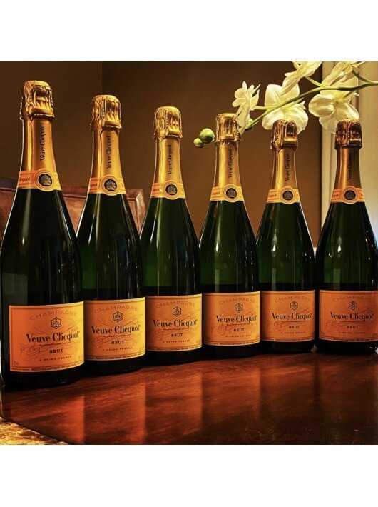 Veuve Clicquot Yellow Label brut - 6 x 75 CL Veuve Clicquot Yellow Label brut - 6 x 75 CL