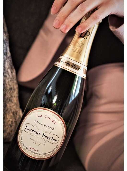 Laurent-Perrier La Cuvée Brut Duo Pack, Limited Edition Giftbox - 2 x 75 cl Laurent-Perrier La Cuvée Brut Duo Pack, Limited Edition Giftbox - 2 x 75 cl