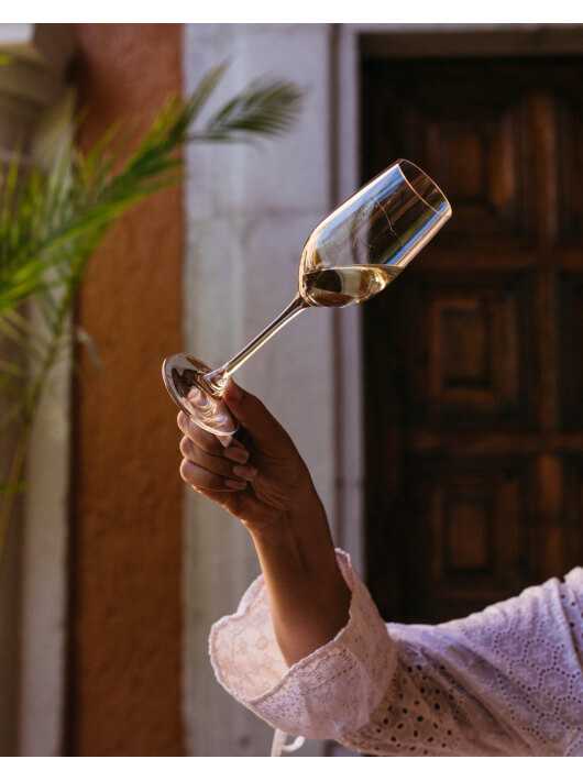 TEQUILA VOLCAN CRISTALINO - 40% - 70 CL TEQUILA VOLCAN CRISTALINO - 40% - 70 CL