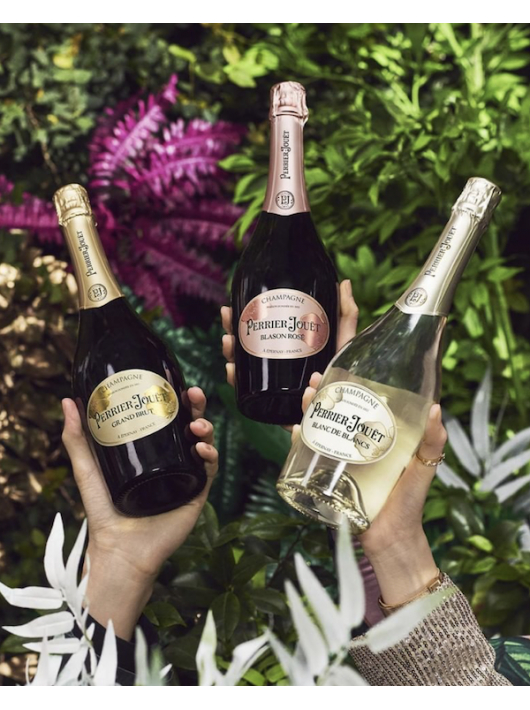 Perrier-jouët Wooden Box Trio Blanc de blancs, Brut & Rosé - 3 x 75 cl Perrier-jouët Wooden Box Trio Blanc de blancs, Brut & Rosé - 3 x 75 cl