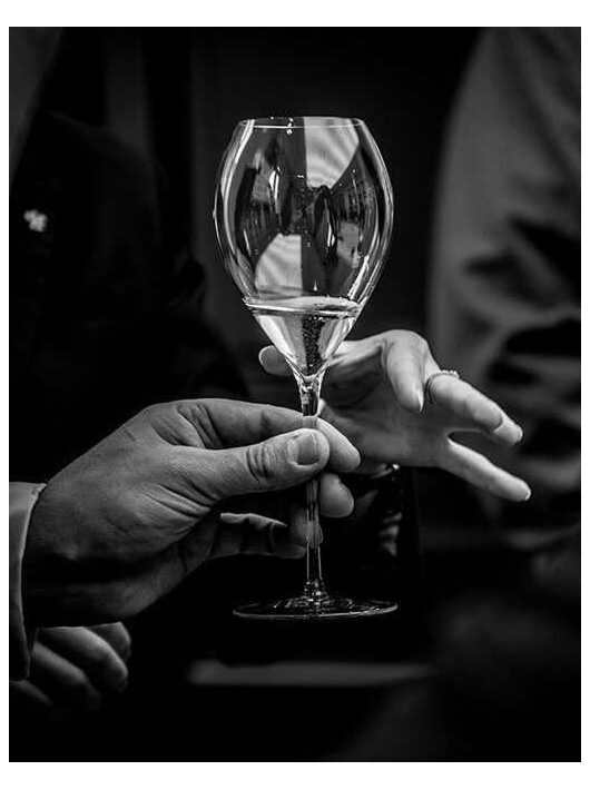 Ruinart Set 2 Verres neutres 41 cl & Blanc de Blancs second skin - 75 cl Ruinart Set 2 Verres neutres 41 cl & Blanc de Blancs second skin - 75 cl